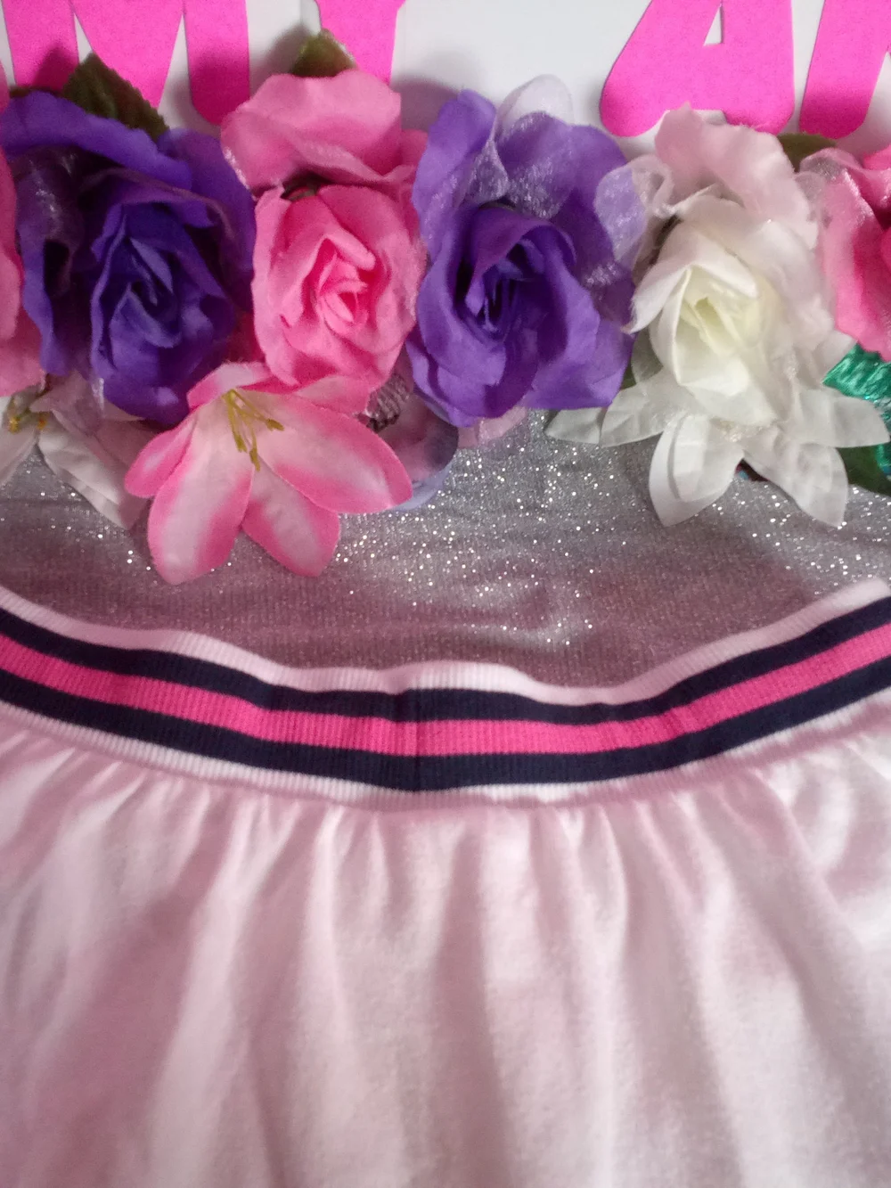 Old Navy White Skort with Navy & Pink Waistband